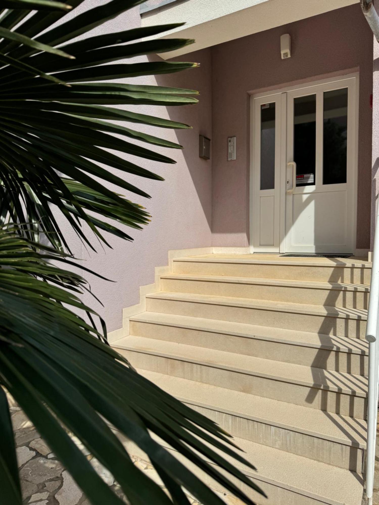 Apartmani Marija Klimno A ภายนอก รูปภาพ